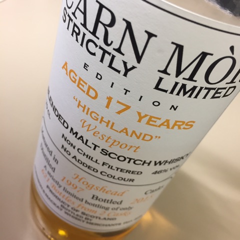 ウェストポート17年 カーンモア Westport 17 years Carn Mor Strictly 